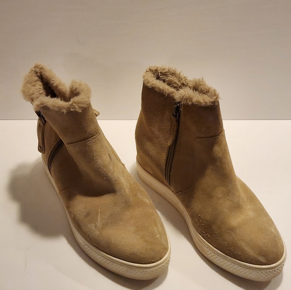 Caslon suede faux fur lined boots size 7.5